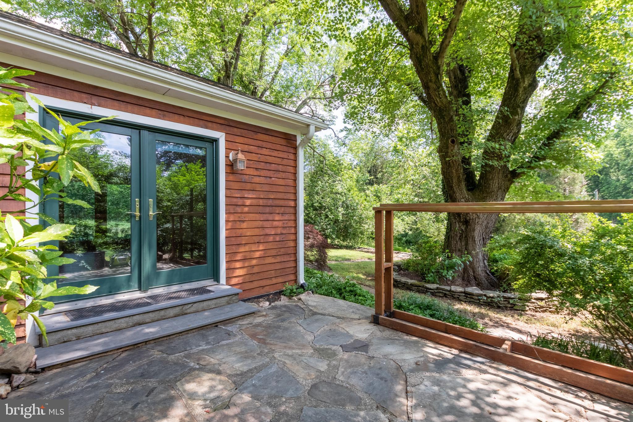 7433 Clifton Road Clifton, VA 20124 - Photo 40 of 98 Gallery Image 40