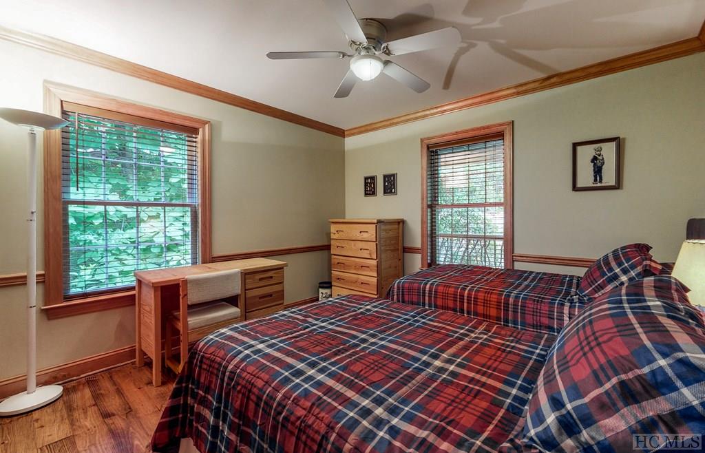 664 View Point Road Highlands, NC 28741 - Photo 26 of 30 Gallery Image 26
