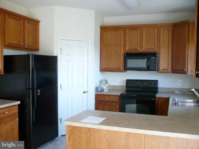 44 Hokes Inwood, WV 25428 - Photo 10 of 19 Kitchen Upper 1 Level