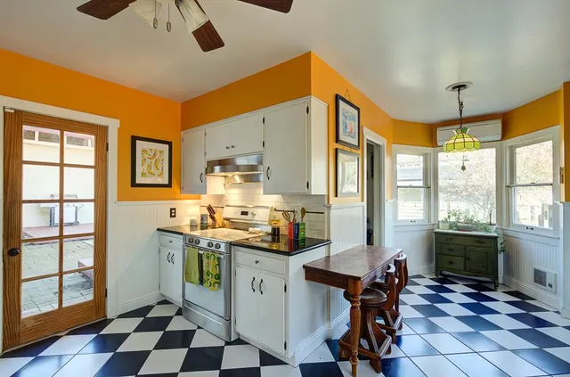 $625,000 | 707 East Floradora Avenue, Fresno, CA 93728