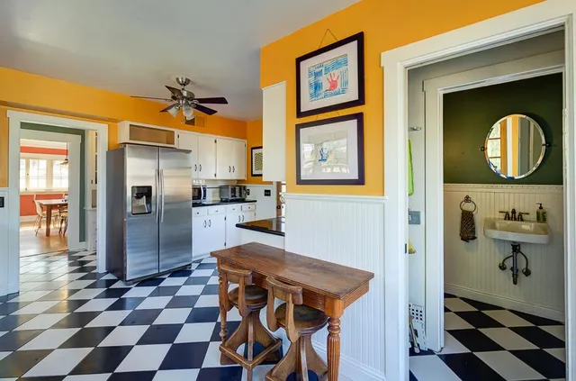 $625,000 | 707 East Floradora Avenue, Fresno, CA 93728