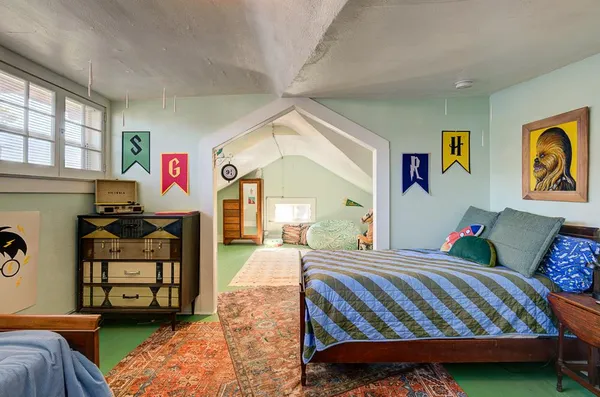 $585,000 | 707 East Floradora Avenue, Fresno, CA 93728