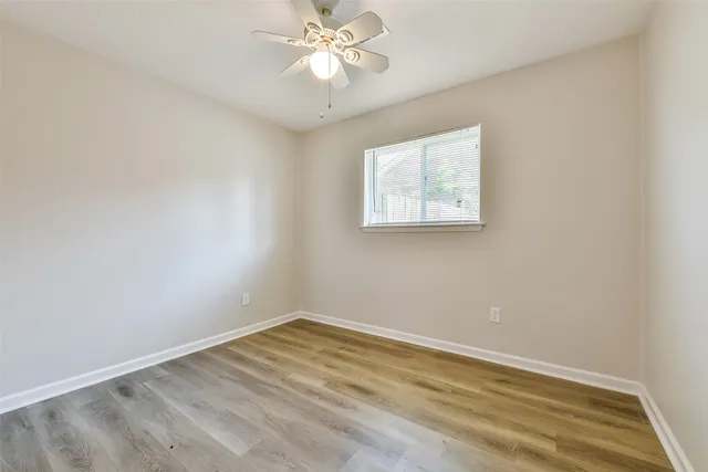 $2,000 | 515 Bellmar Lane, Friendswood, TX 77546