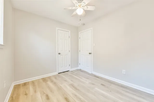 $2,000 | 515 Bellmar Lane, Friendswood, TX 77546