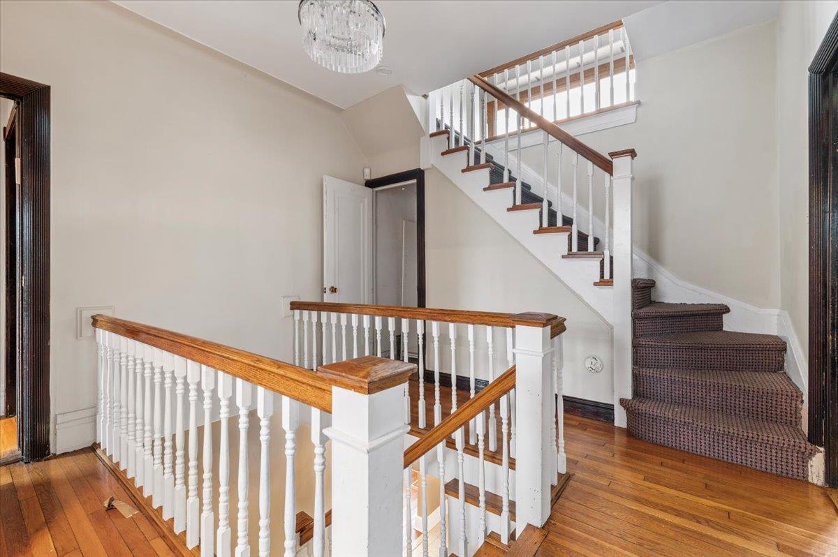 345 Broadway Lawrence, NY 11559 - Photo 15 of 25 a view of entryway