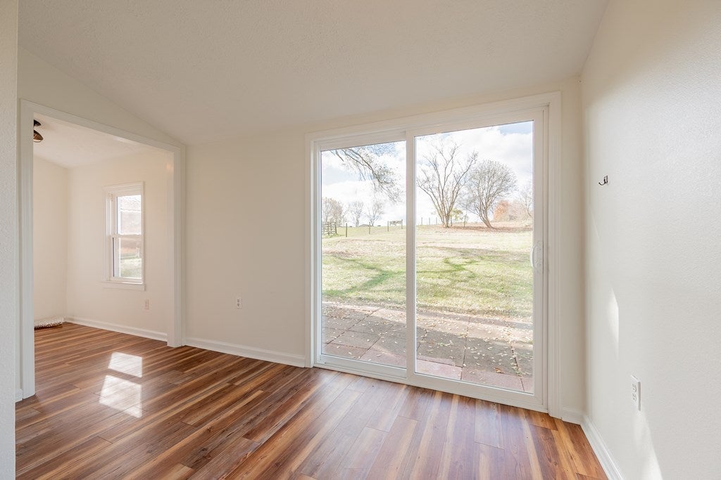 5099 Thornspring Road Pulaski, VA 24301 - Photo 22 of 53 Gallery Image 22