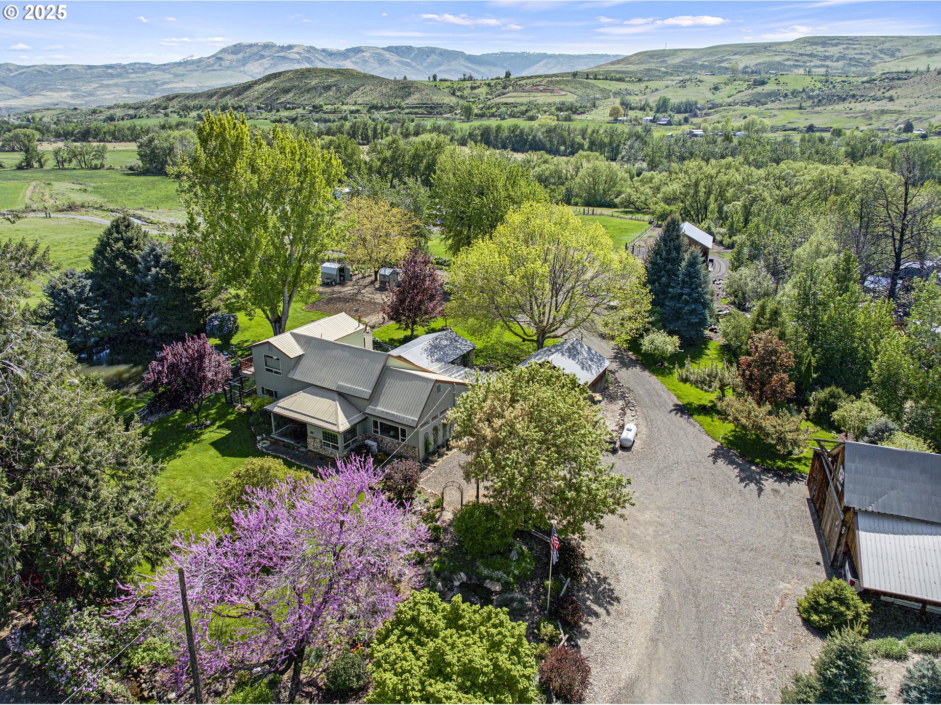 43186 New Bridge Road Richland, OR 97870 - Photo 2 of 36