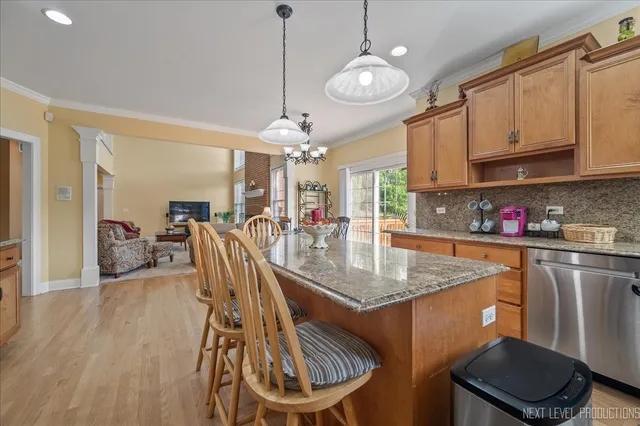 $779,000 | 7-n919 Cloverfield Drive, St. Charles, IL 60175