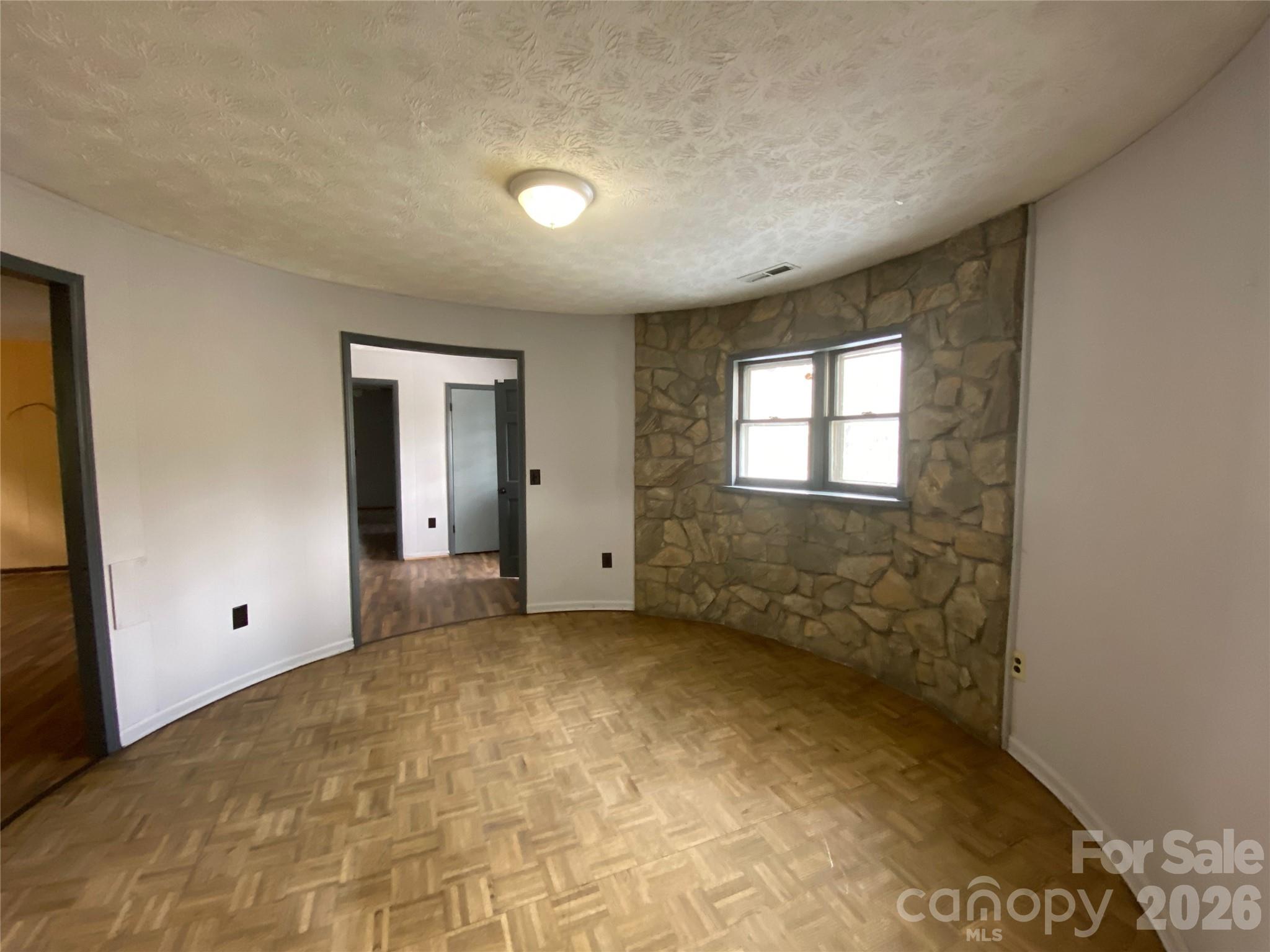 23 Old Farm School Road Asheville, NC 28805 - Photo 17 of 28