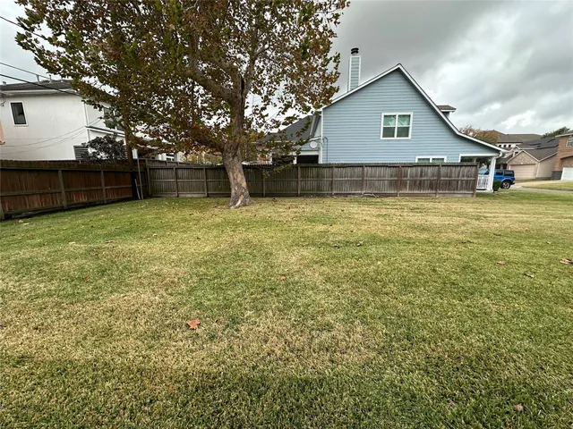 $430,000 | 4313 Vivian Street, Bellaire, TX 77401