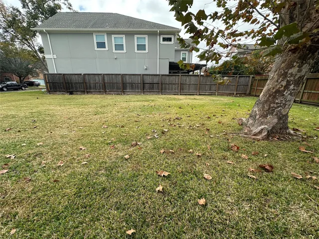 $430,000 | 4313 Vivian Street, Bellaire, TX 77401