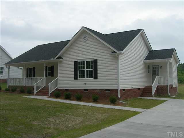 8809 Dukes Lake Road Zebulon, NC 27597 - Photo 3 of 10 Gallery Image 3