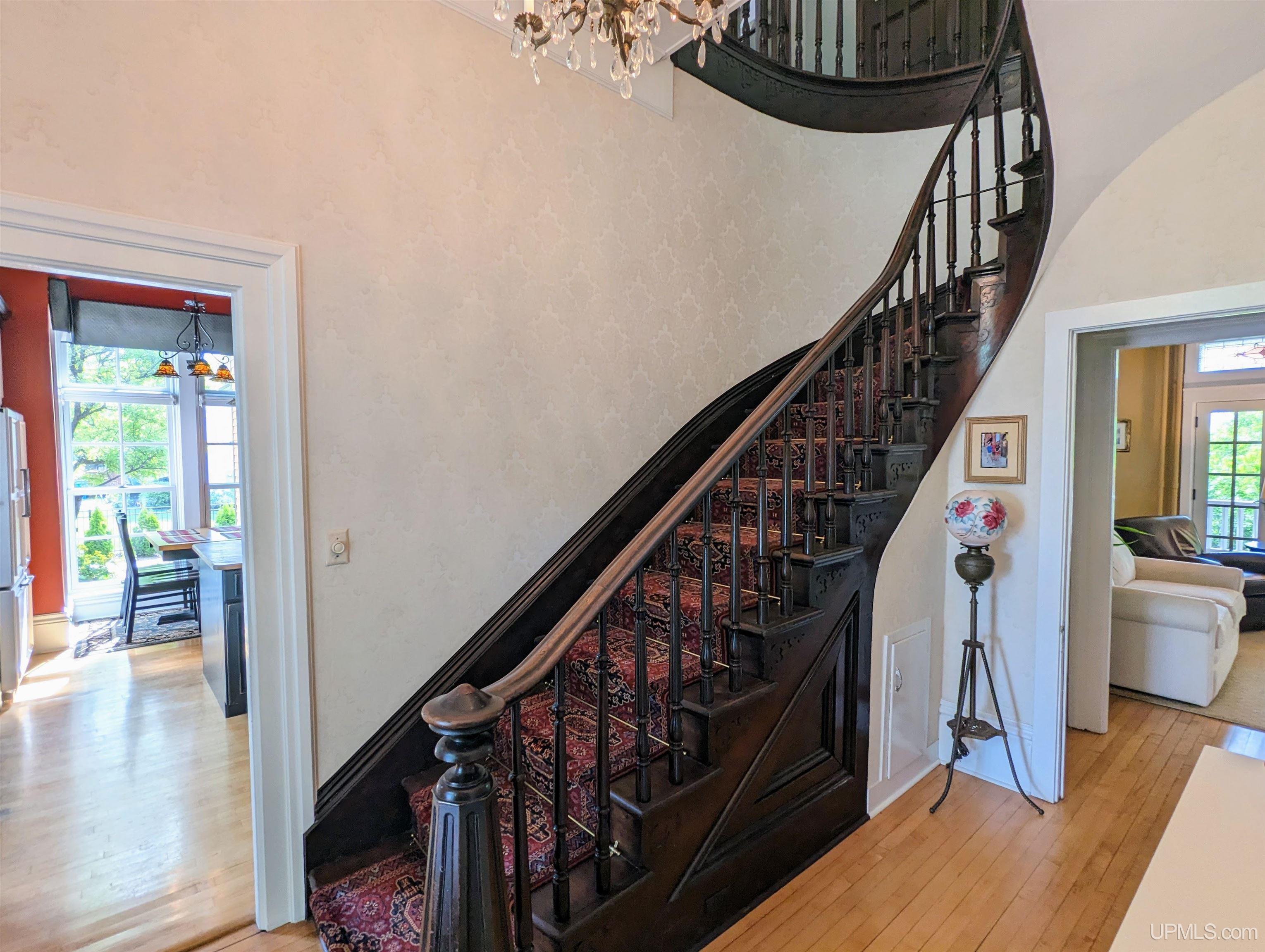 230 East Ridge Street Marquette, MI 49855 - Photo 10 of 56 Gallery Image 10