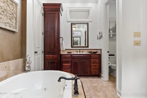 $468,000 | 506 Willow Bend, Youngsville, LA 70592