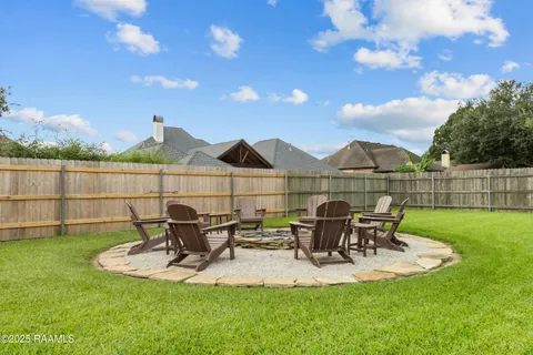 $468,000 | 506 Willow Bend, Youngsville, LA 70592