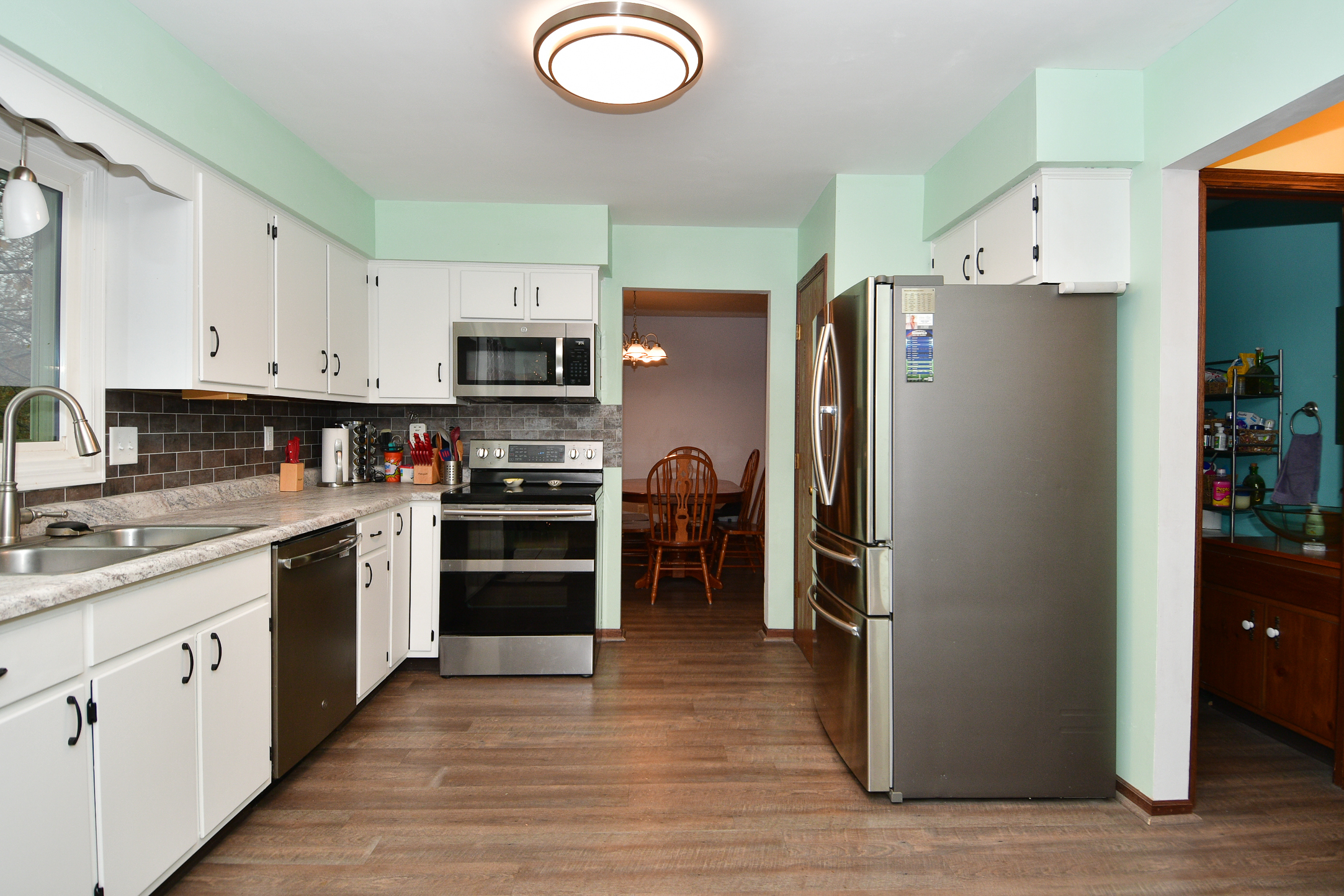 1127 Pilgrim Road Greenwood, IN 46142 - Photo 3 of 47 Gallery Image 3