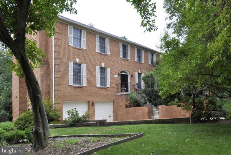 5118 Sangamore Road Bethesda, MD 20816 - Photo 1 of 29 Exterior (Main)