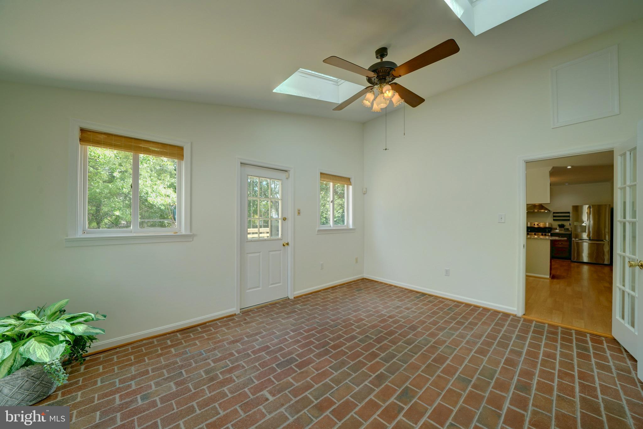 6301 Kaybro Street Laurel, MD 20707 - Photo 19 of 91