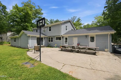 $735,000 | 304 Plum Lane, Chapel Hill, NC 27517