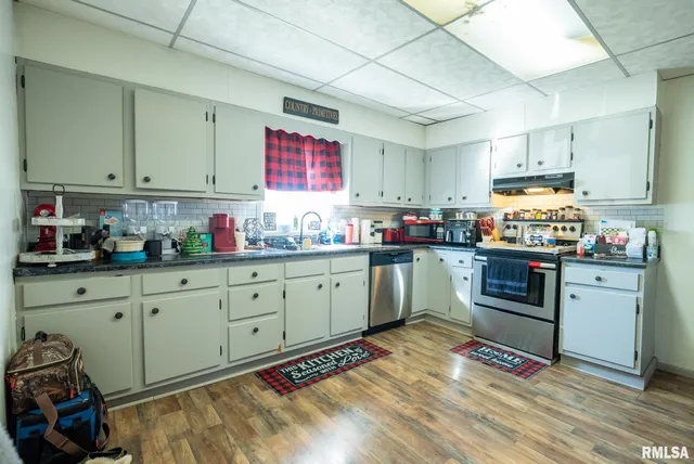 $239,000 | 20040 Boulder Road, Carlyle, IL 62231