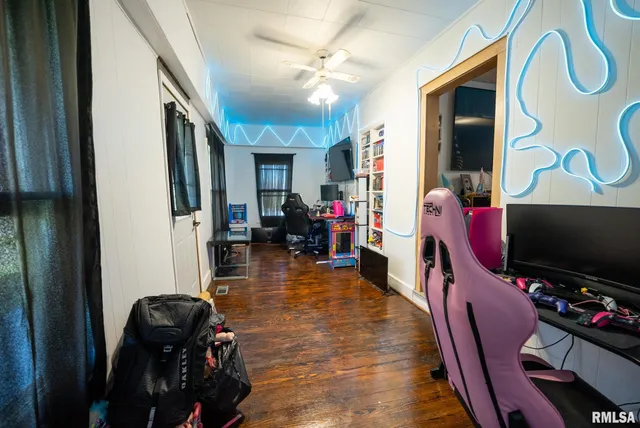 $239,000 | 20040 Boulder Road, Carlyle, IL 62231