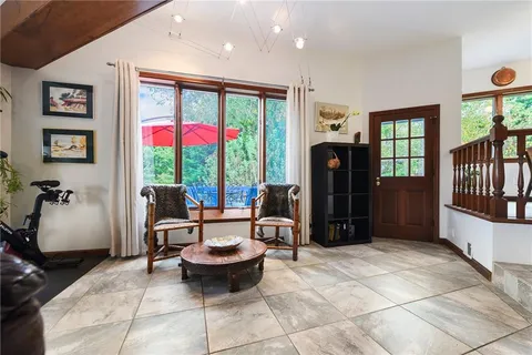 $1,199,000 | 2055 Outlook Drive, Pittsburgh, PA 15241