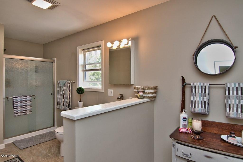 474 Rutledgedale Road Equinunk, PA 18417 - Photo 31 of 55 Master Bath