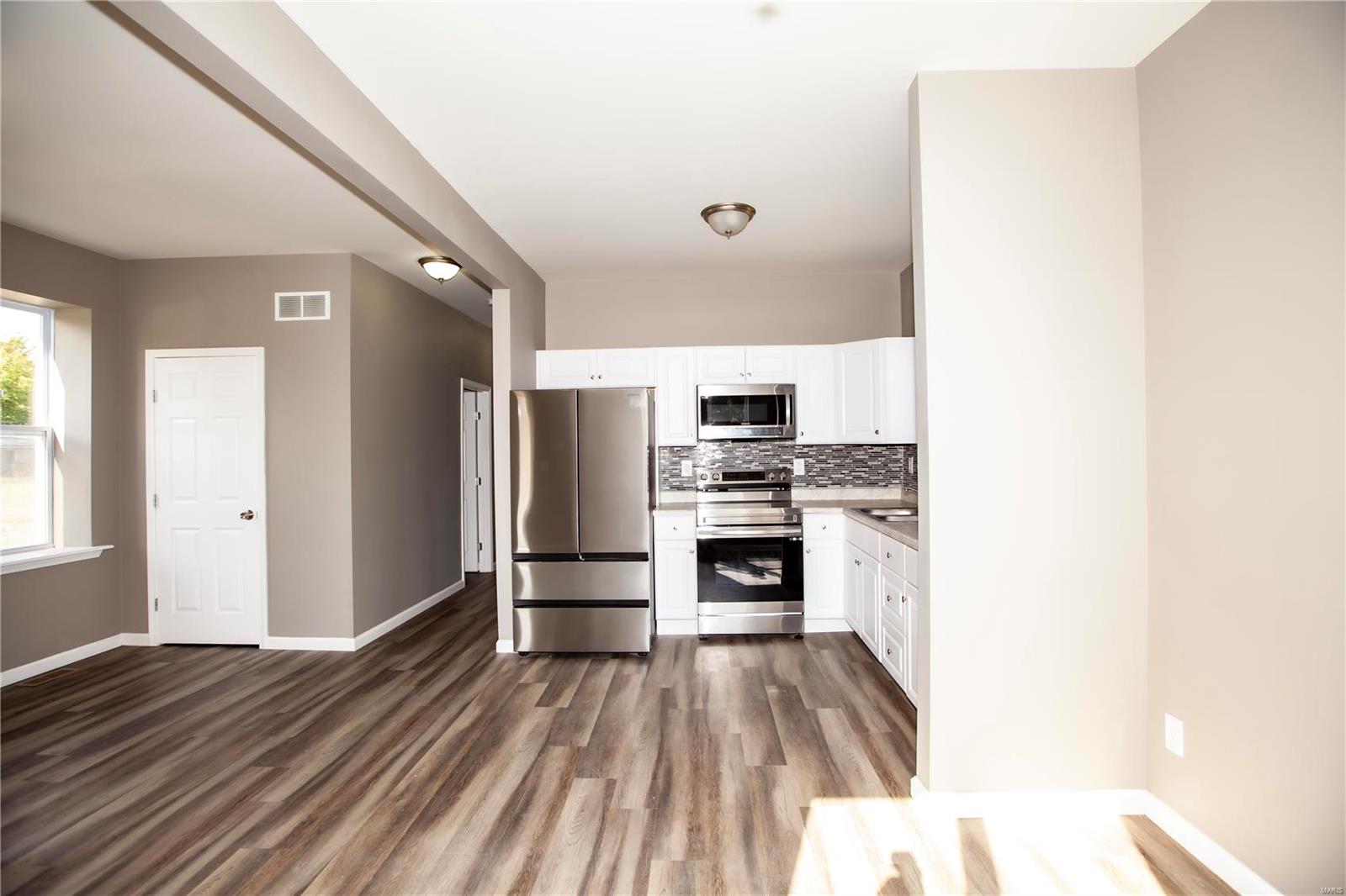 3721 Hebert Street St. Louis, MO 63107 - Photo 2 of 25
