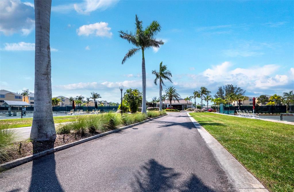 836 Evergreen Way Longboat Key, FL 34228 - Photo 48 of 49