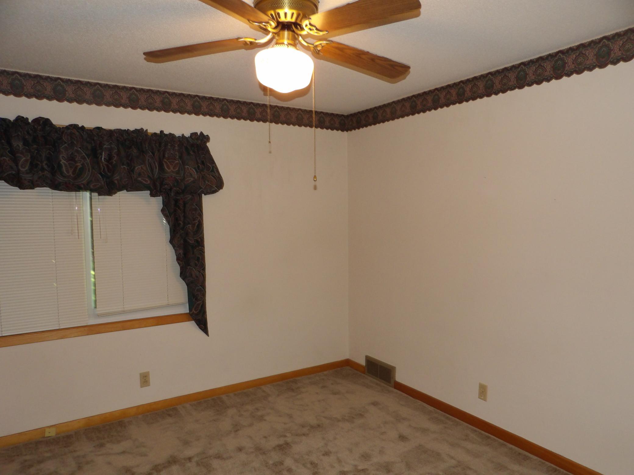 1907 2nd Avenue Southwest Austin, MN 55912 - Photo 12 of 21
