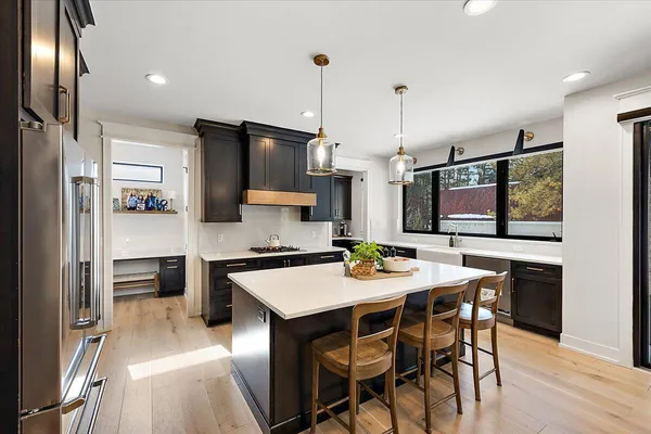 $952,999 | 52801 Royal Park Avenue, Utica, MI 48315