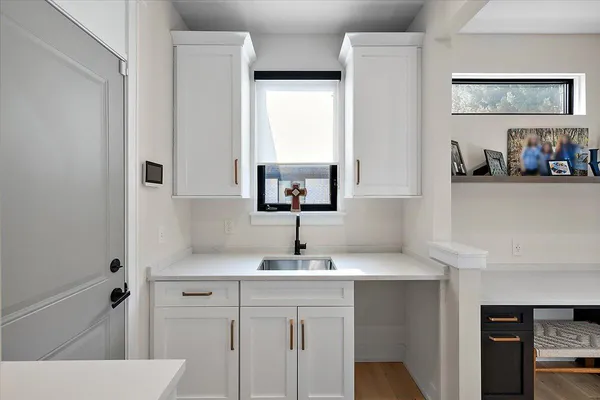 $952,999 | 52801 Royal Park Avenue, Utica, MI 48315