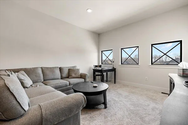 $952,999 | 52801 Royal Park Avenue, Utica, MI 48315