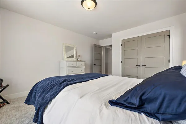 $952,999 | 52801 Royal Park Avenue, Utica, MI 48315