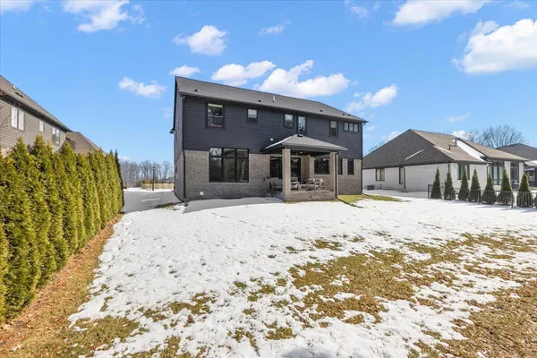 $952,999 | 52801 Royal Park Avenue, Utica, MI 48315