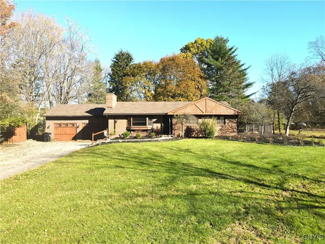 $375,000 | 4576 Whetstone Road, Manlius, NY 13104
