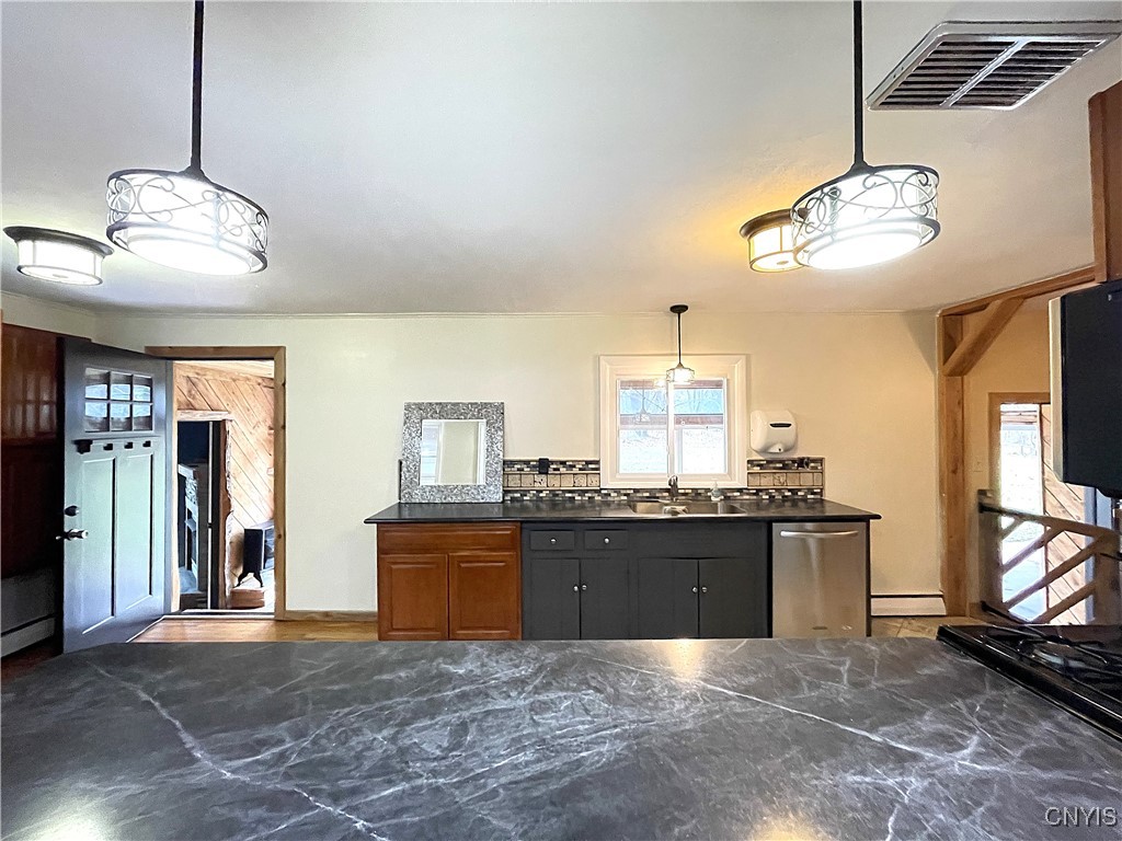 4576 Whetstone Road Manlius, NY 13104 - Photo 11 of 41