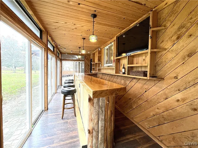 $375,000 | 4576 Whetstone Road, Manlius, NY 13104