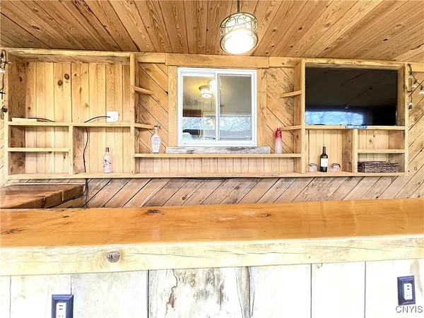 $375,000 | 4576 Whetstone Road, Manlius, NY 13104