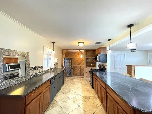 $375,000 | 4576 Whetstone Road, Manlius, NY 13104