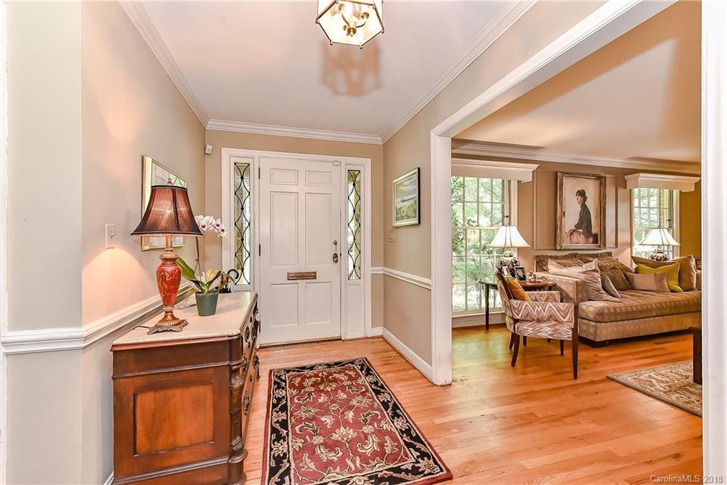 3316 Foxcroft Road Charlotte, NC 28211 - Photo 3 of 22