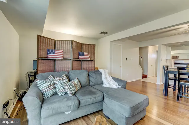 $2,150 | 14431 St Germain Drive, Centreville, VA 20121