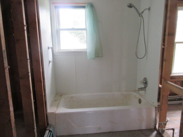 92 Bassett Road Winslow, ME 04901 - Photo 9 of 26 IMG_9352