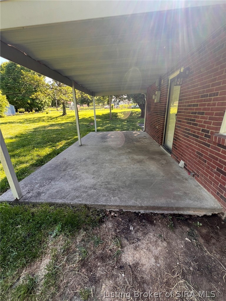 1710 Tunnel Mill Road Charlestown, IN 47111 - Photo 24 of 30 Great covered patio!