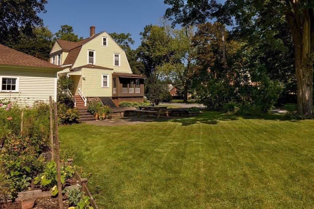 28 Holt Road Holden, MA 01520 - Photo 38 of 42 Gallery Image 38
