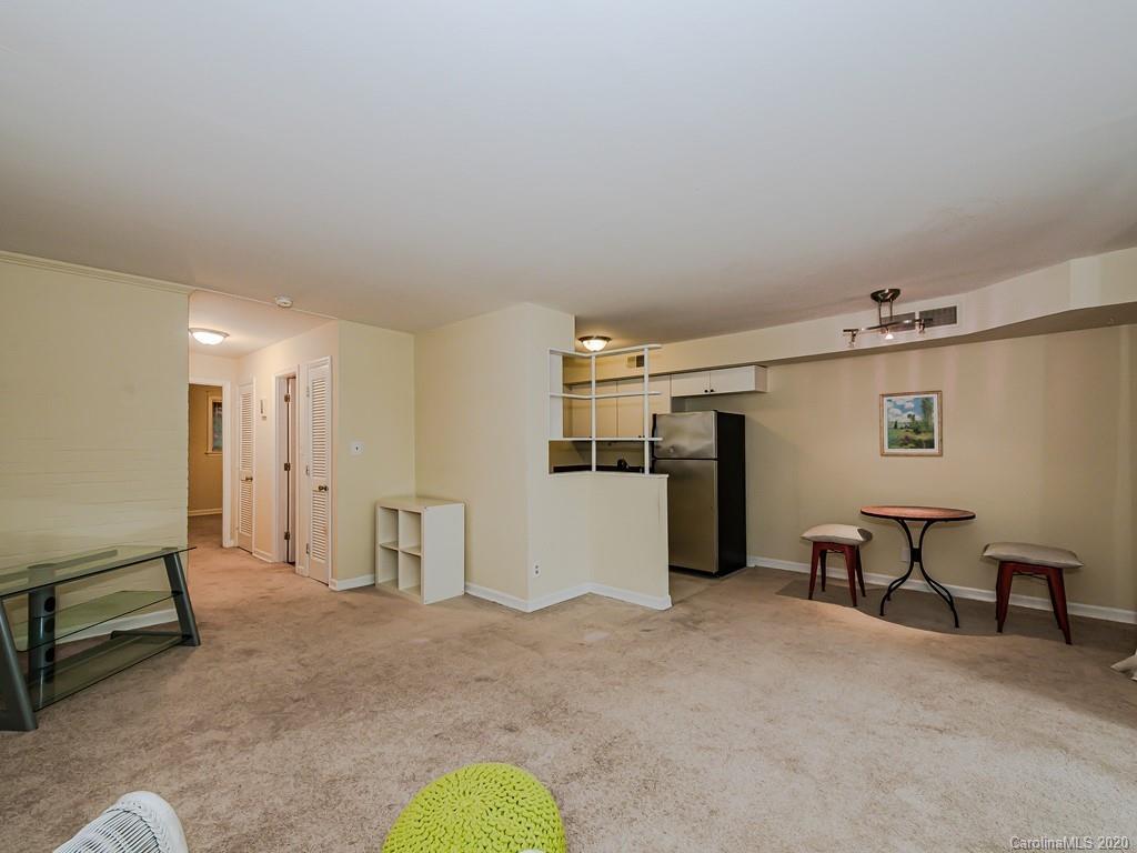 400 Queens Road Charlotte, NC 28207 - Photo 3 of 17