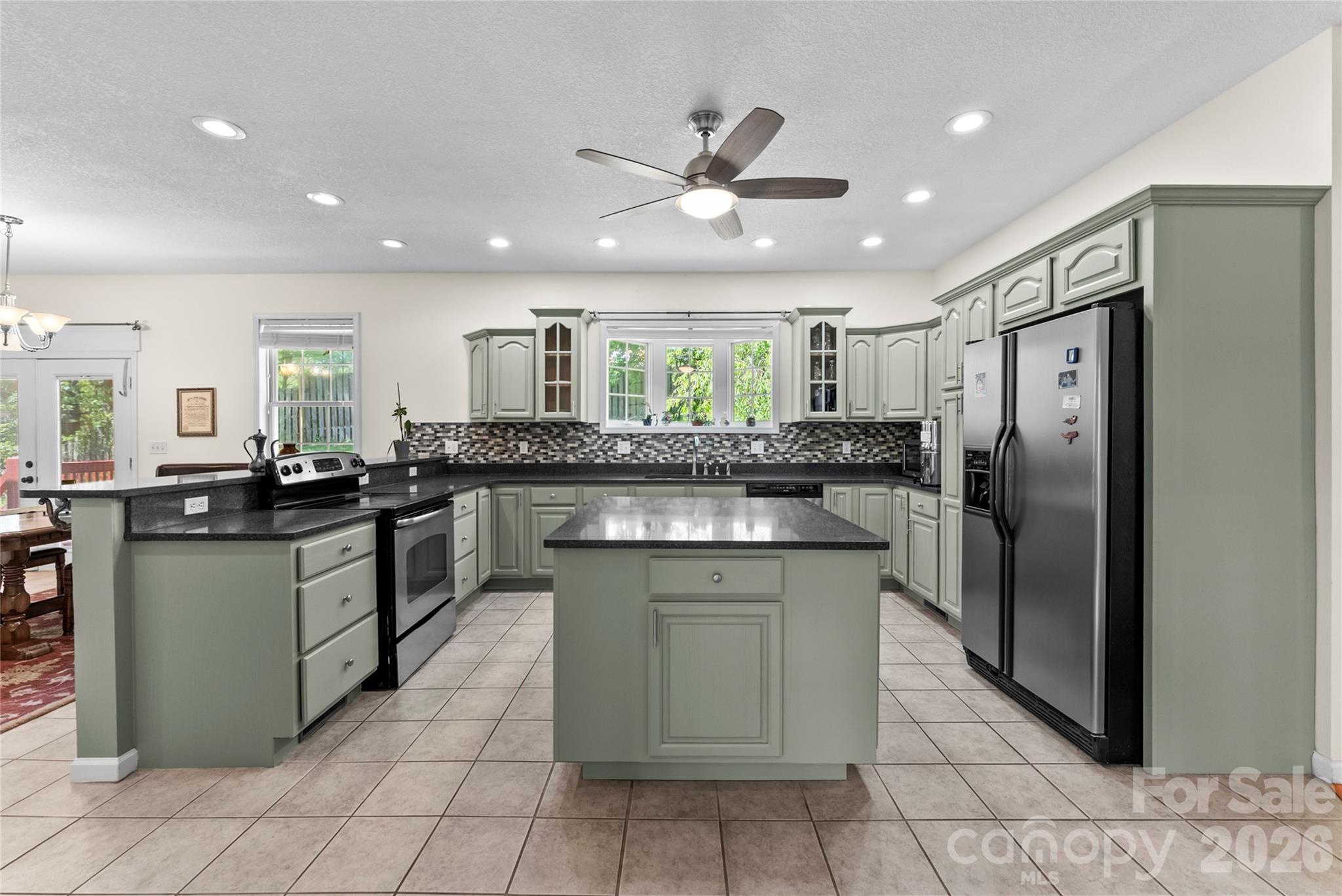 64 Wyoming Road Asheville, NC 28803 - Photo 5 of 42