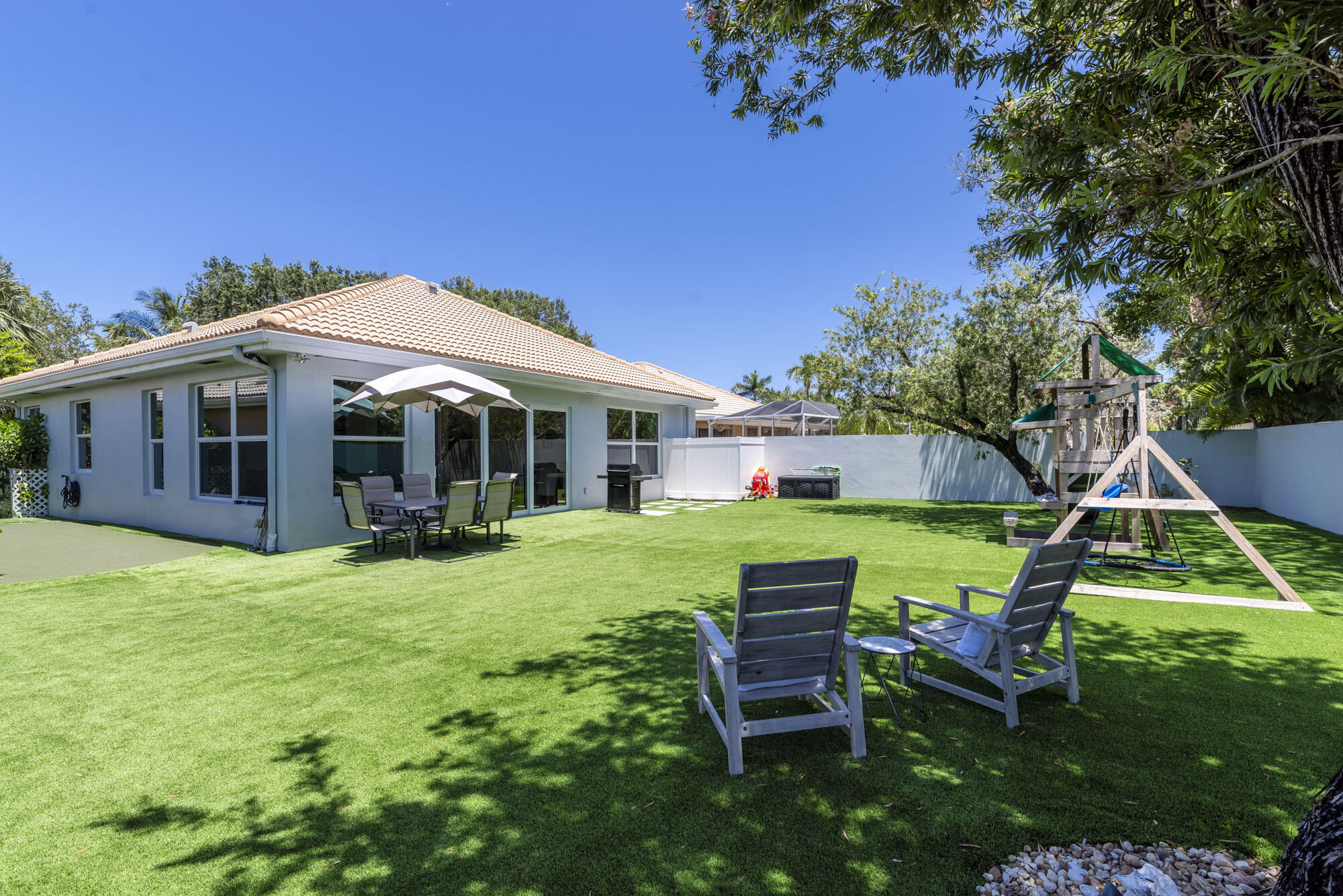 137 East Hampton Way Jupiter, FL 33458 - Photo 25 of 34 007