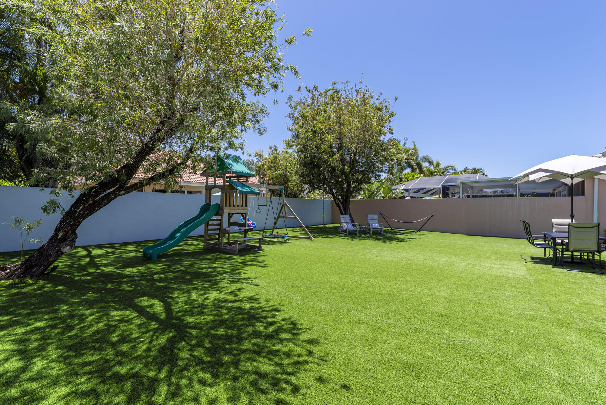 137 East Hampton Way Jupiter, FL 33458 - Photo 29 of 34 011