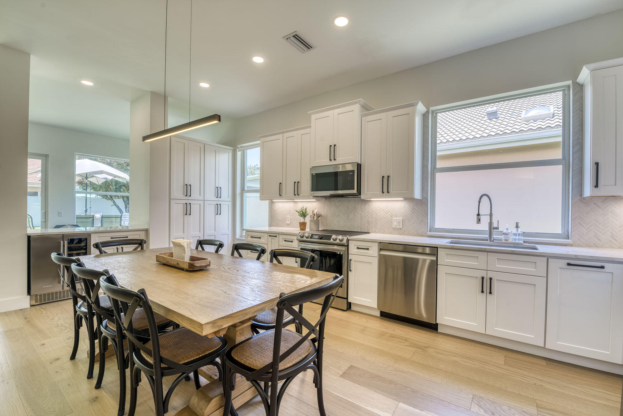 137 East Hampton Way Jupiter, FL 33458 - Photo 4 of 34 018